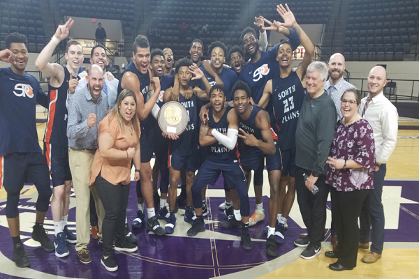 SPC Texans win Men's Basketball Region V Tourney