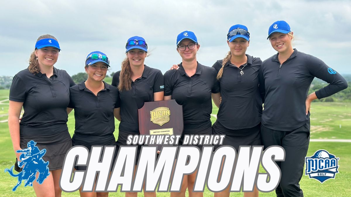 Wrangler Women's Golf Wins Southwest District Championship